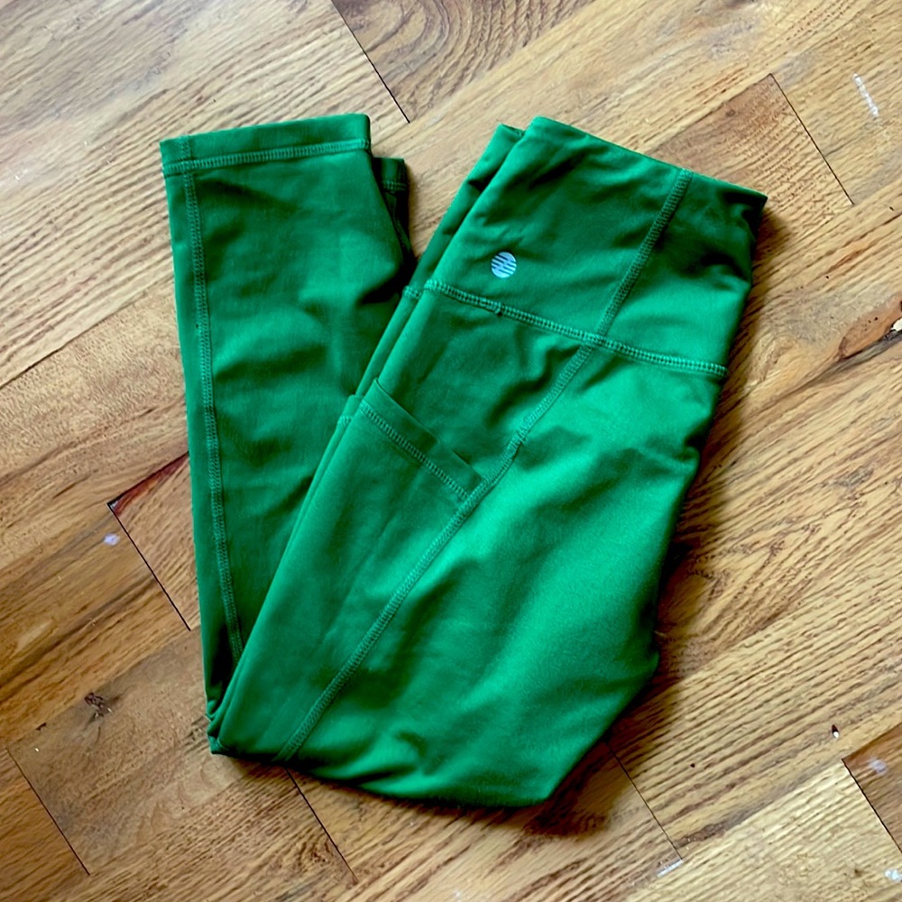 3/4 leggings size xs